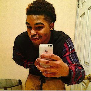 Meet your Posher, Zeke